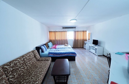 Ban Mai Hotel | Smart Residence at Muengthongthani