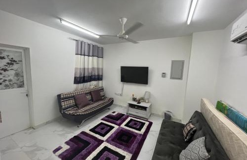 Al Maabilah Apartamento | smart room