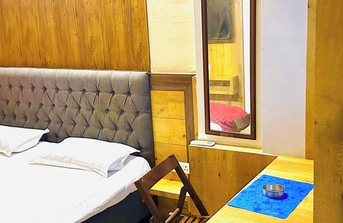 Jaipur District Hotel | Solminica-entire place