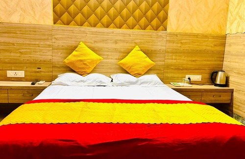 Jaipur District Hotel | Solminica-entire place