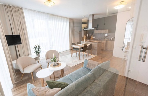 Bad Zwischenahn Apartamento | SmartFewo: Haus Luft | Penthouse | Sauna | Park - Residence by the small sea