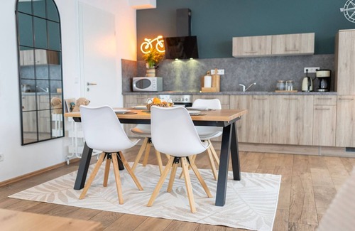 Bad Zwischenahn Apartamento | SmartFewo: Haus Luft | Penthouse | Sauna | Park - Residence by the small sea