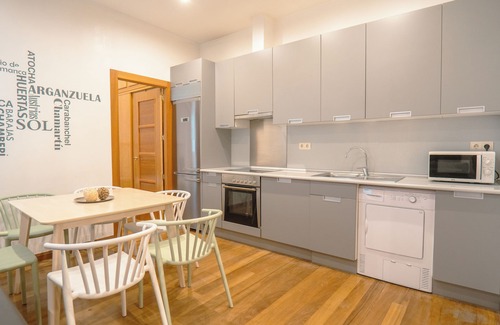 Barrio de las Letras Apartamento | SmartRental Madrid Atocha