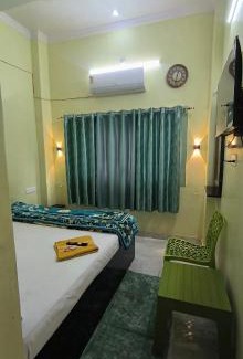 Varanasi Nagar Nigam Casa | SMB Paying Guest House