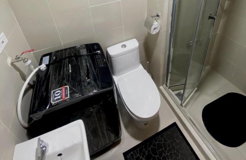 Highway Hills Apartamento | SMDC Fame Residences One-Bedroom Condo Unit