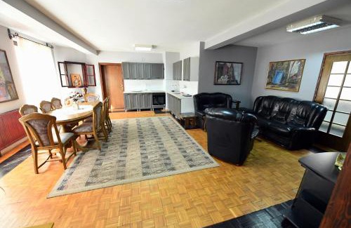 Central Serbia Apartamento | Smestaj SIMOVIC 1