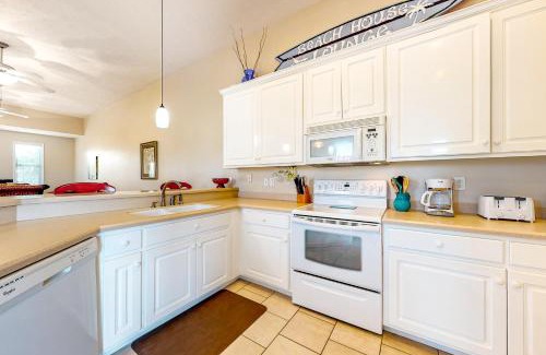 Sago Park Townhomes Casa | Smiles N Waves