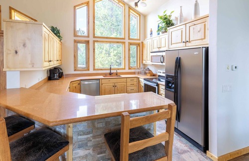Ketchum Cabina | Smiley Creek Cabin B: Hot Tub, Views & Adventure