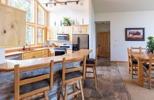 Ketchum Cabina | Smiley Creek Cabin B: Hot Tub, Views & Adventure