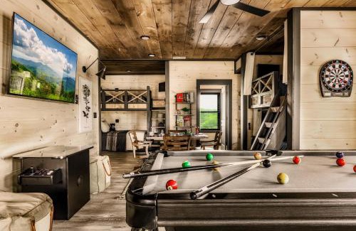 Sevierville Casa | Smith Creek Resort Rooftop Cabins