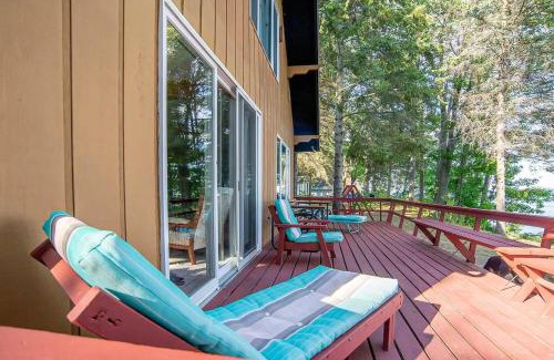 Indian River Casa | Smith Family Cottages- Lake House
