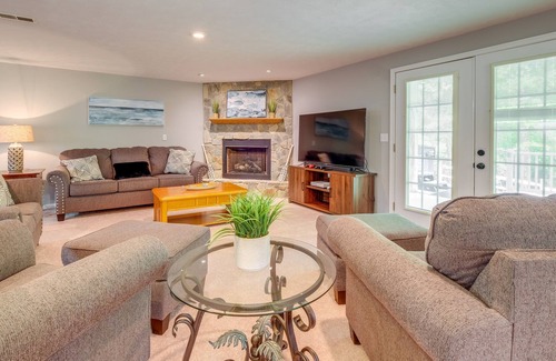 Hardy Casa | Smith Mountain Lake Vacation Rental Near Marina!