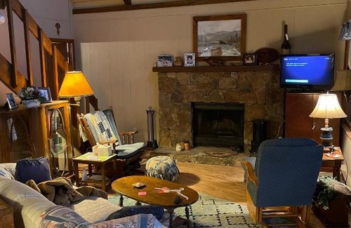 Unaka Casa | Smokey Mountain Cabin