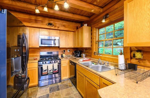Waynesville Cabina | Smokies Overlook Lodge