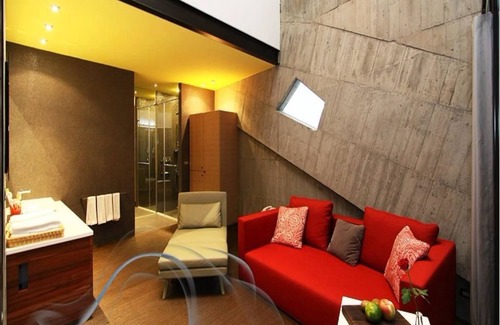 Jiaoxi Hotel | Smoking Rock Resort