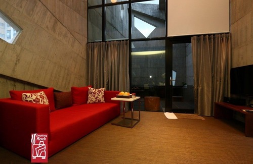 Jiaoxi Hotel | Smoking Rock Resort
