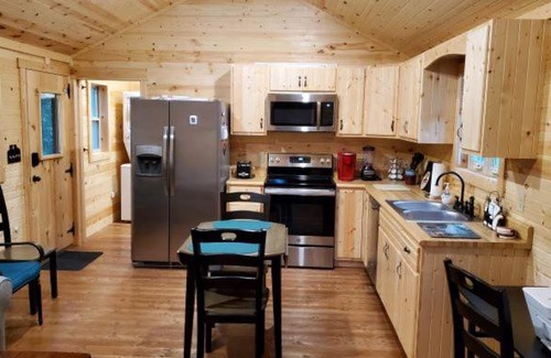 Sevierville Complejo | Smoky Hollow Outdoor Resort - Log Cabin