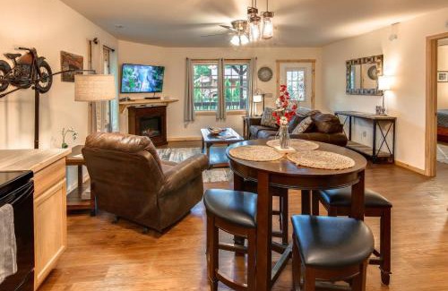 Cherokee Casa | Smoky Mountain Basecamp Just 5 Mins to Harrah Casino