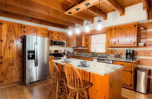 Whittier Cabina | Amazing Grace Cabin - How Sweet it is in the Smokies! Cherokee | Bryson City