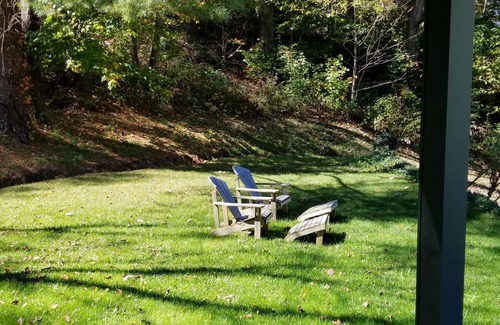 Waynesville Cabaña | Smoky Mountain Getaway @ 3800 pies, minutos del centro, Blue Ridge, WiFi, SmartTV