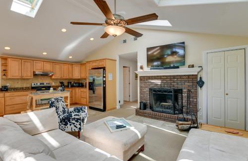 Franklin Casa | Smoky Mountain Getaway with Private Hot Tub!