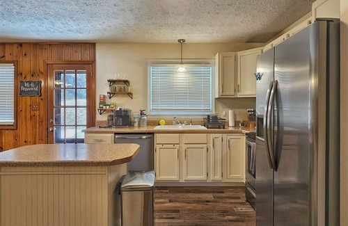 Canton Casa | Smoky Mountain Panacea- Hot tub