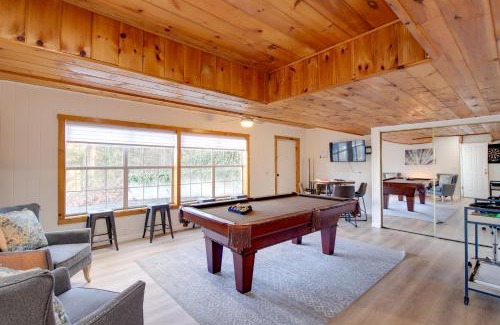 Sevierville Casa | Smoky Mountains Cabin with Lake Access and Game Room!