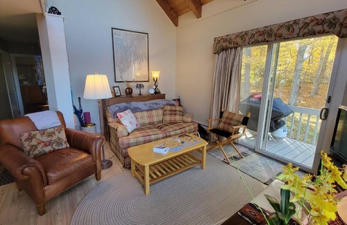 East Boothbay Casa | SMUGGLER`S COVE LOOKOUT | 2 Bed, 2 Bath