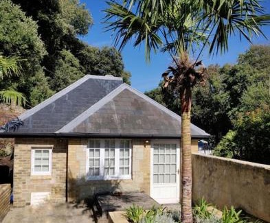 Ventnor Casa | Smugglers Lodge at Ventnor Botanic Garden