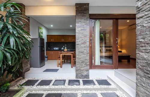 Legian City-Centre Villa | SMV - garden - 8-BR · ⭐⭐8BR Garden Villa Walk to Beach and Shops Legian
