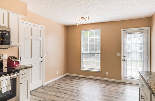 Smyrna Casa | Smyrna Home w/ Private Yard: 25 Mi to Nashville!