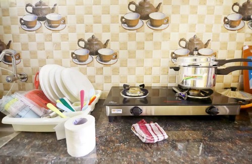 Begumpet Condominio | SN302 - Complete 2BHK with Kitchen, AC, TV, Sofa
