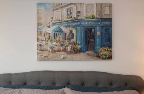 Los Angeles Apartamento | Snazzy 3Bed HighRise with Pool, Spa & Rooftop deck