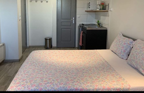 Sablon - Trudaine Apartamento | SNCF station stay