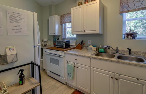 Sneads Ferry Apartamento | Sneads Ferry Vacation Rental Studio with Water Views