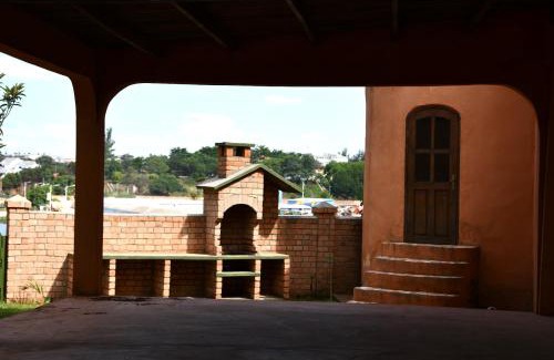 Ambohibao Apartamento | SNI-Village Ambohidratrimo au bord du Lac Andranotapahana