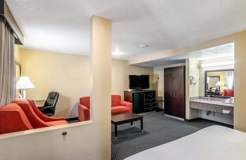 Citrus Grove Hotel | SNK-Suite King Non-Smoking