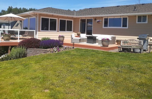 Snohomish Casa | Snohomish Panoramic View Home: 3 min to town.