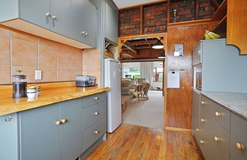 Fairlie Casa | Snow Chalet - Fairlie Holiday Home