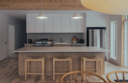 La Conception Apartamento | Snow Chalet Perched in the Treetops of Tremblant