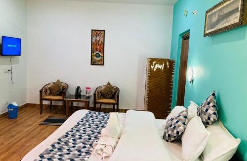 Manali Hotel | Snow Crest Residency - A Pure Veg Hotel