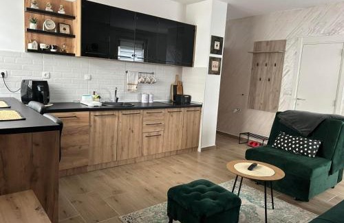 Divcibare Apartamento | Snow Lake
