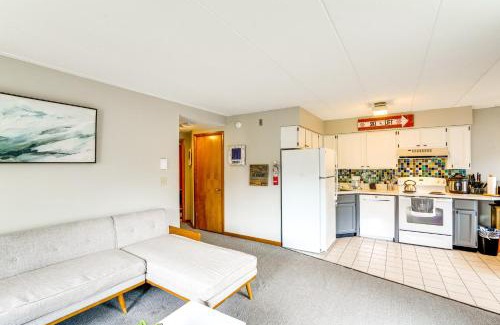 West Dover Apartamento | Snow Mountain Condo Hot Tub and Shuttle to Resort