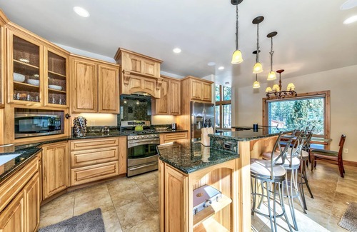 Mountain View Estates Casa | Snow Mtn Lodge 4BR/2.5BA Luxury Home