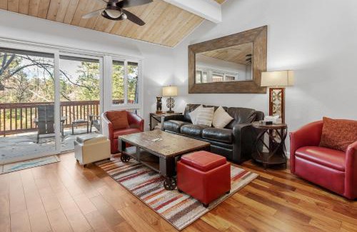 Big Bear Lake Casa | Snow Summit Thrush8 - Walk to Snow Summit Ski Resort