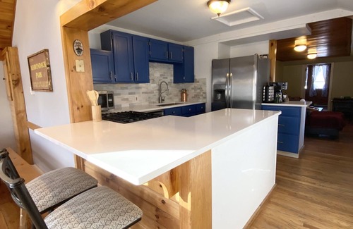 Lake Placid Chalet De Esquí | Snoway Chalet EV Charger Walk to Main St