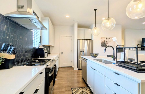 Mountain Green Condominio | Snowbasin, Powder, IKON, Workstation, Ski home