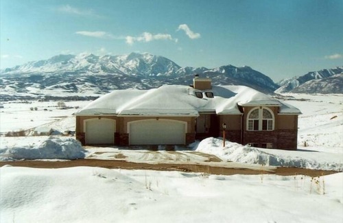 Huntsville Casa | Snowbasin - ¡El tesoro escondido del esquí de Utah!