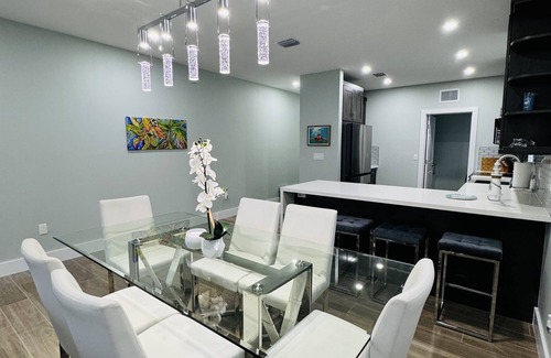 Key Largo Casa | Snowbird specials!! Book now. Minimum stay 28 days.