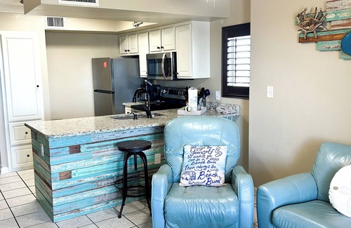 Gulf Shores Condominio | Especial de diciembre $ 1200 - Condominio en la esquina del frente del golfo - Playas de arena blanca